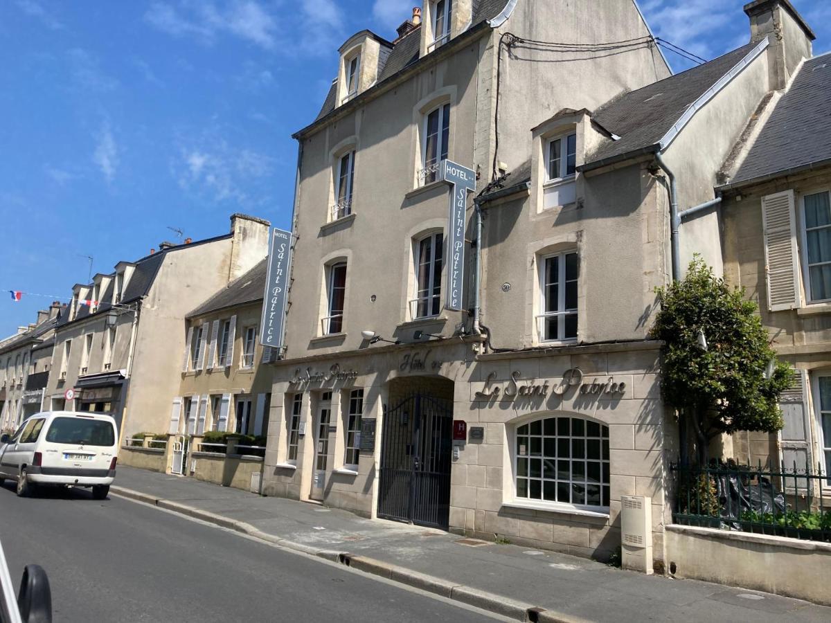 Hotel Le Saint Patrice บาเยอ ภายนอก รูปภาพ