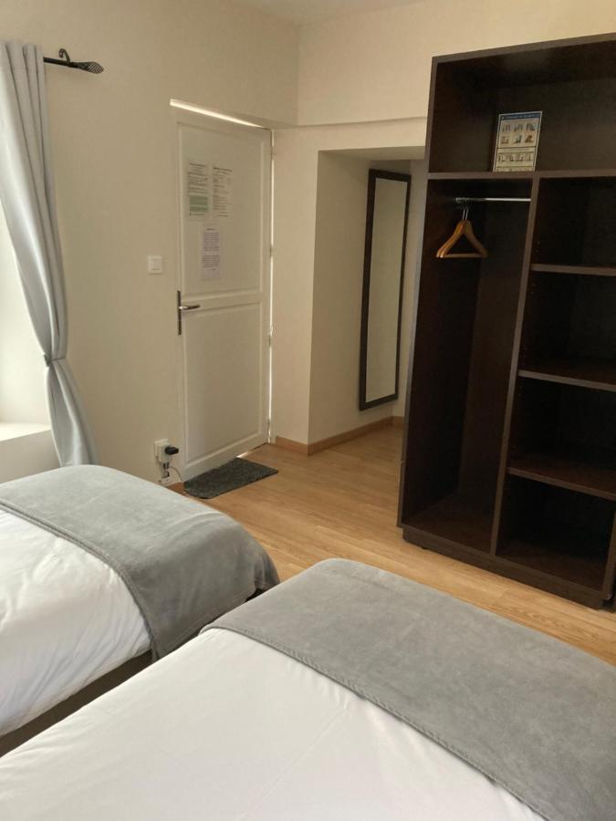 Hotel Le Saint Patrice บาเยอ ภายนอก รูปภาพ