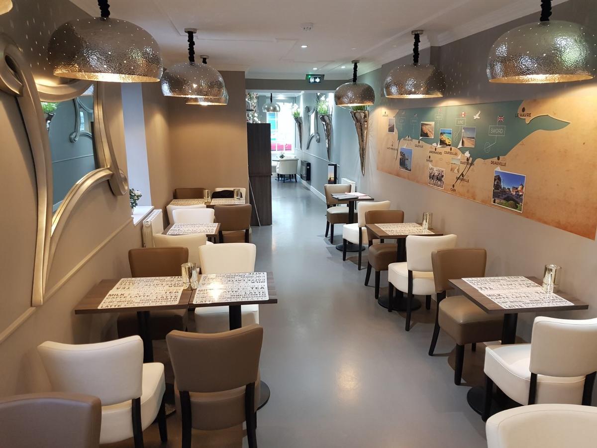 Hotel Le Saint Patrice บาเยอ ภายนอก รูปภาพ